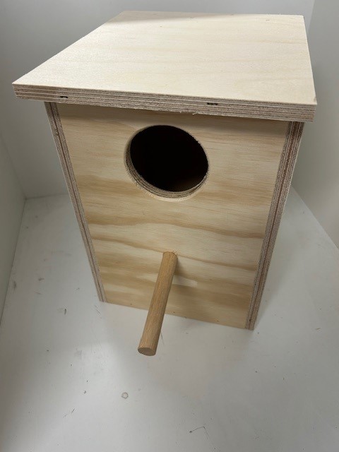 Deluxe 12mm Ply Cockatiel/ Conure Nest Box Deluxe 12mm Ply Cockatiel/ Conure Nest Box